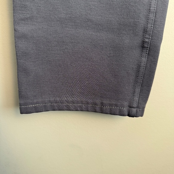 Tahari Elements Women's L Pull On Casual Dress Capri Pants Grey High-Rise Office - Picture 2 of 16